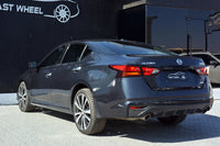 2019 Nissan Altima Platinum Clean tite