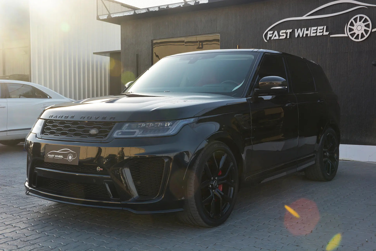 2022 Land Rover Range Rover SVR