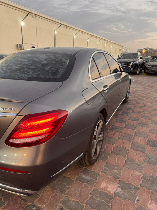 2017 Mercedes-Benz E-Class, 300 4Matic